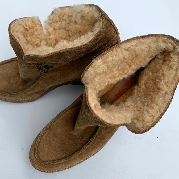 Suede fur trim platform boots, made in Brazil - Picture 2 of 3